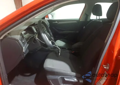 2019 Volkswagen Jetta z USA, uszkodzony, nr VIN 3VWC57BU6KM118770